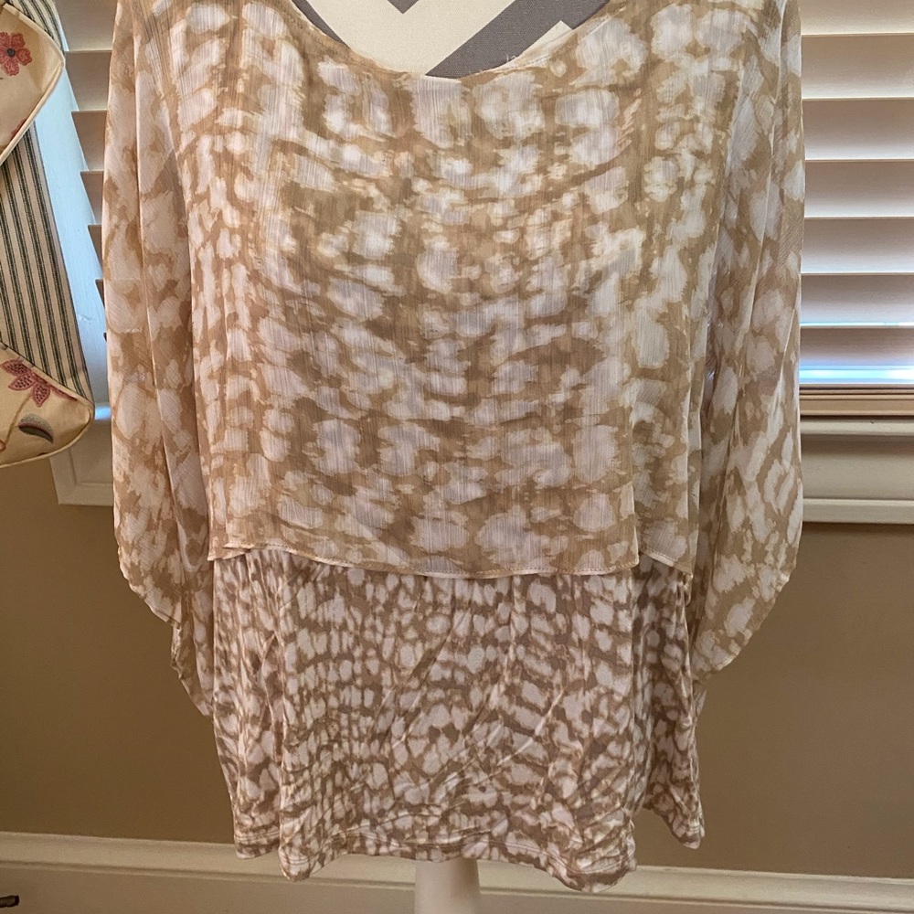 BANDED BOTTOM BLOUSON TOP